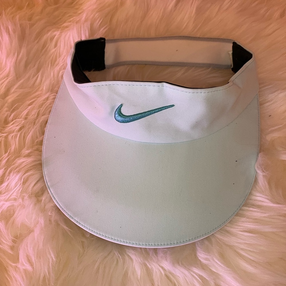 Nike dri fit visor running hat